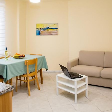 Mariarita Apartment Алгеро Екстериор снимка