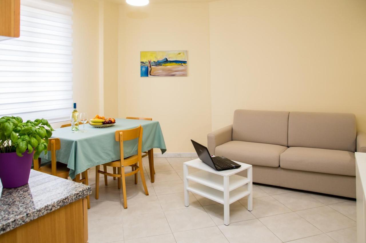 Mariarita Apartment Алгеро Екстериор снимка